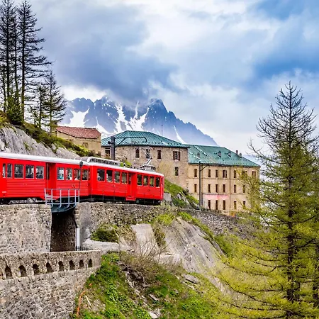 Alpesi faház Les Praz - 280sqm - Sauna Cinema Fitness - 5 Bedrooms In Heart Of Les Praz - By Cozee