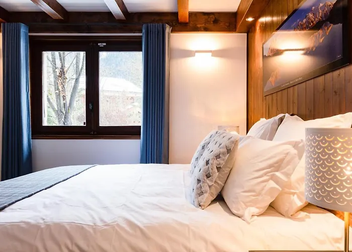 Alpehytte Les Praz - 280sqm - Sauna Cinema Fitness - 5 Bedrooms In Heart Of Les Praz - By Cozee *