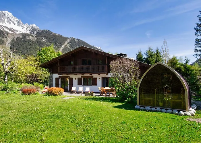Alpehytte Les Praz - 280sqm - Sauna Cinema Fitness - 5 Bedrooms In Heart Of Les Praz - By Cozee *