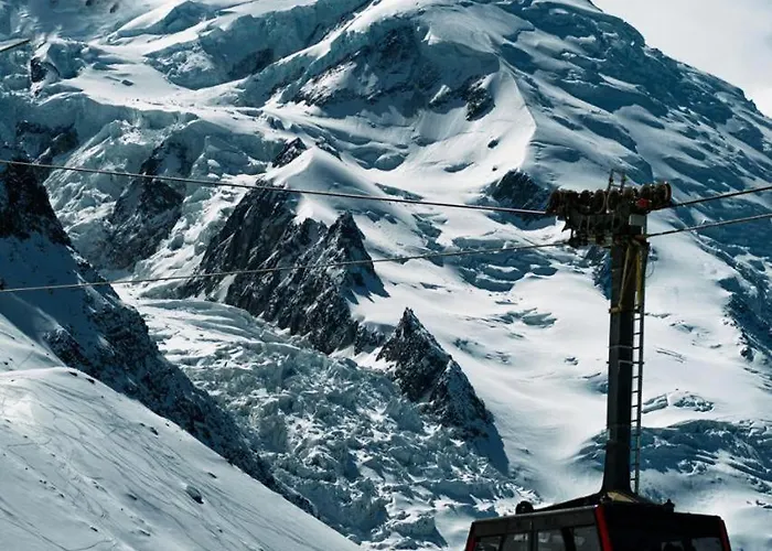 Alpehytte Les Praz - 280sqm - Sauna Cinema Fitness - 5 Bedrooms In Heart Of Les Praz - By Cozee