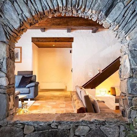 Les Praz - 280sqm - Sauna Cinema Fitness - 5 Bedrooms In Heart Of Les Praz - By Cozee Chamonix