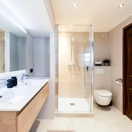 Les Praz - 280sqm - Sauna Cinema Fitness - 5 Bedrooms In Heart Of Les Praz - By Cozee * Σαμονί