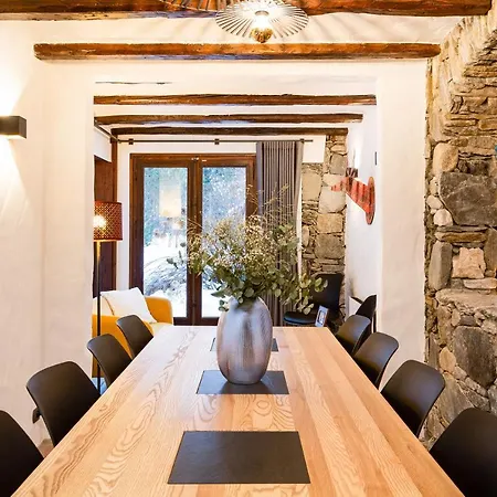 Les Praz - 280sqm - Sauna Cinema Fitness - 5 Bedrooms In Heart Of Les Praz - By Cozee Chalet