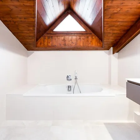 Chalet Les Praz - 280sqm - Sauna Cinema Fitness - 5 Bedrooms In Heart Of Les Praz - By Cozee