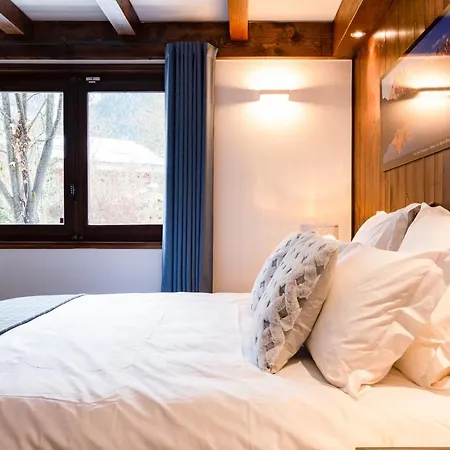 Chalet Les Praz - 280sqm - Sauna Cinema Fitness - 5 Bedrooms In Heart Of Les Praz - By Cozee *
