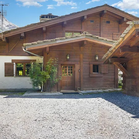 Chalet Les Praz - 280Sqm Chalet | Sauna Cinema Fitness | 5 Bedrooms - By Cozee Rentals شاليه شامونكس