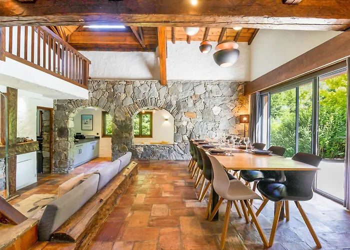 Шале Les Praz - 280sqm - Sauna Cinema Fitness - 5 Bedrooms In Heart Of Les Praz - By Cozee *